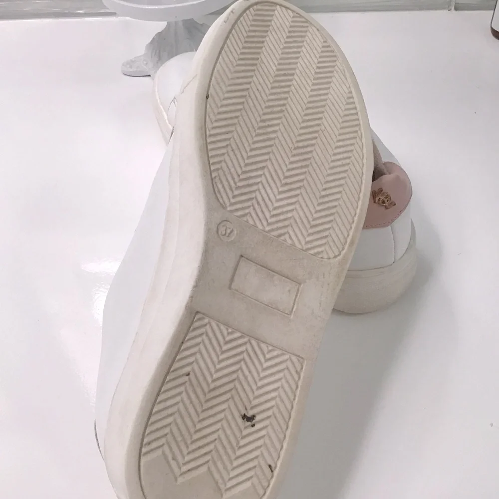 Kurt Geiger 🌈 Mini Liviah White Leather Sneakers Sz 37 - Picture 3 of 5